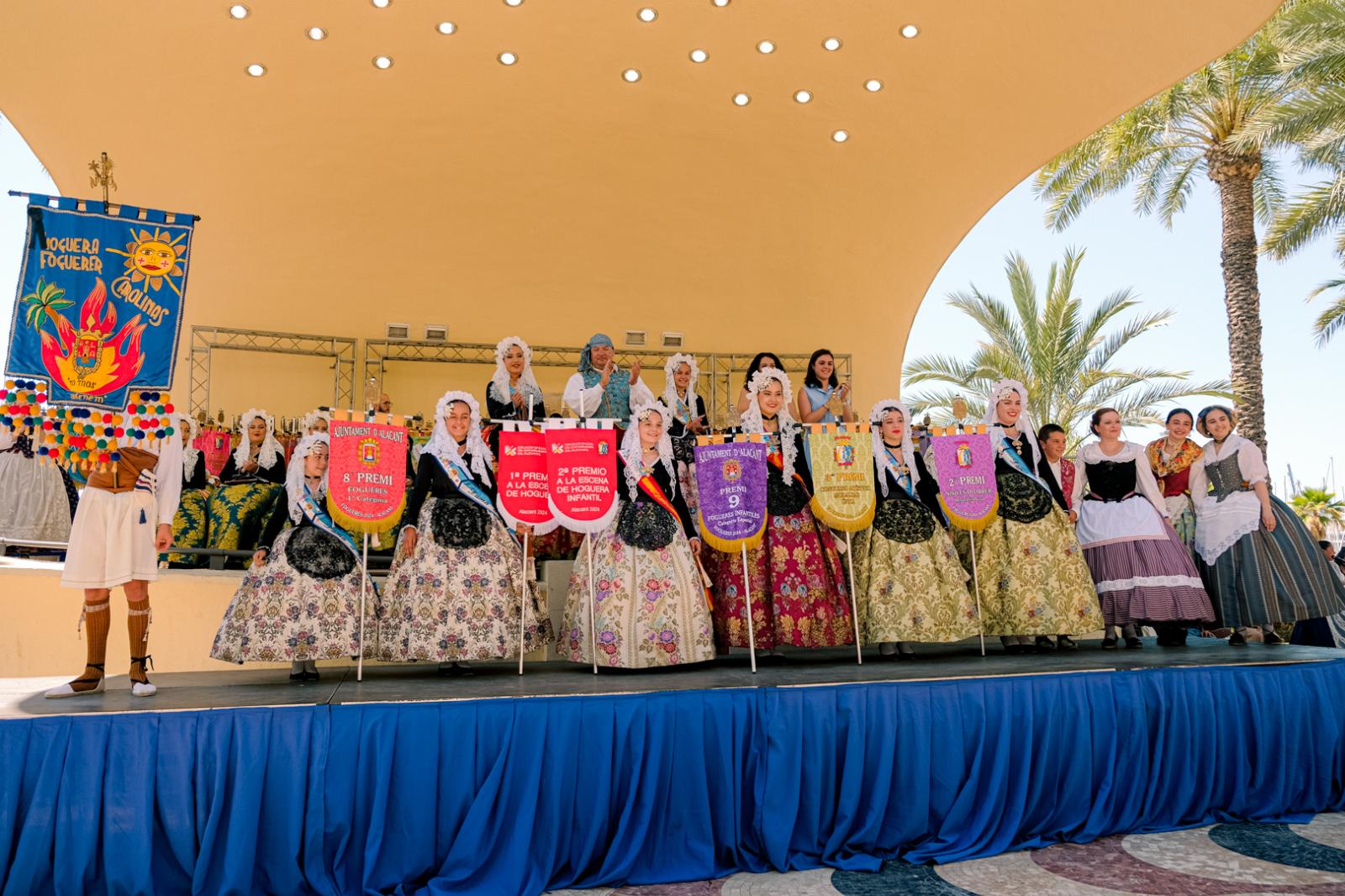 ¿Has recogido premio en las Hogueras? Búscate en las fotos (I)