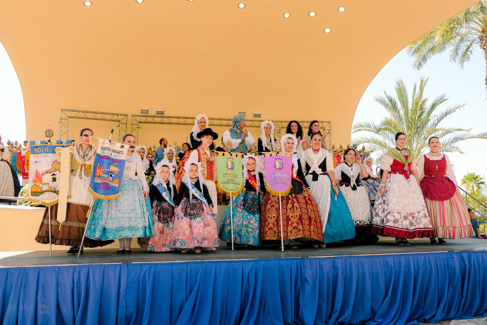 ¿Has recogido premio en las Hogueras? Búscate en las fotos (I)