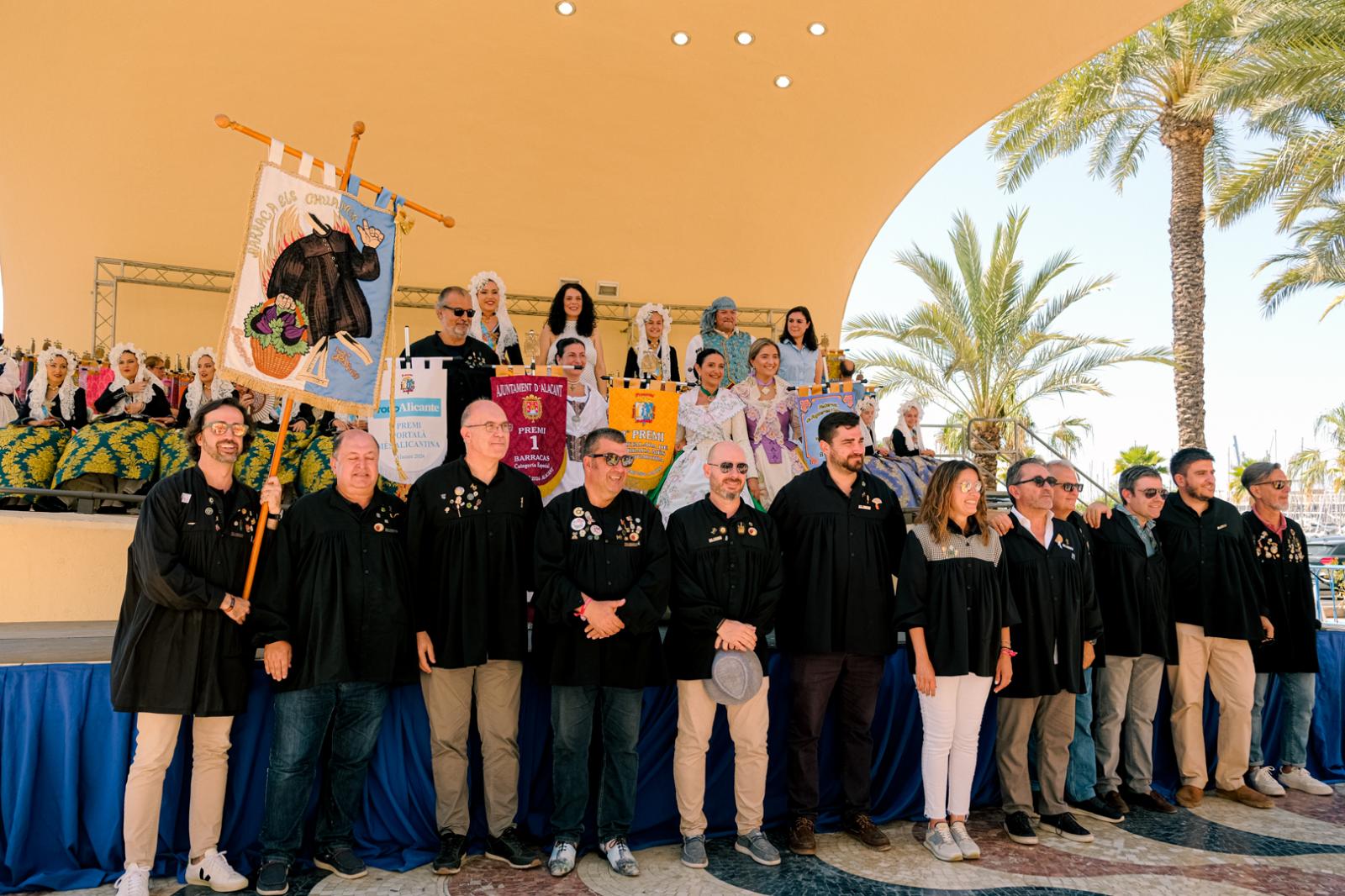 ¿Has recogido premio en las Hogueras? Búscate en las fotos (I)