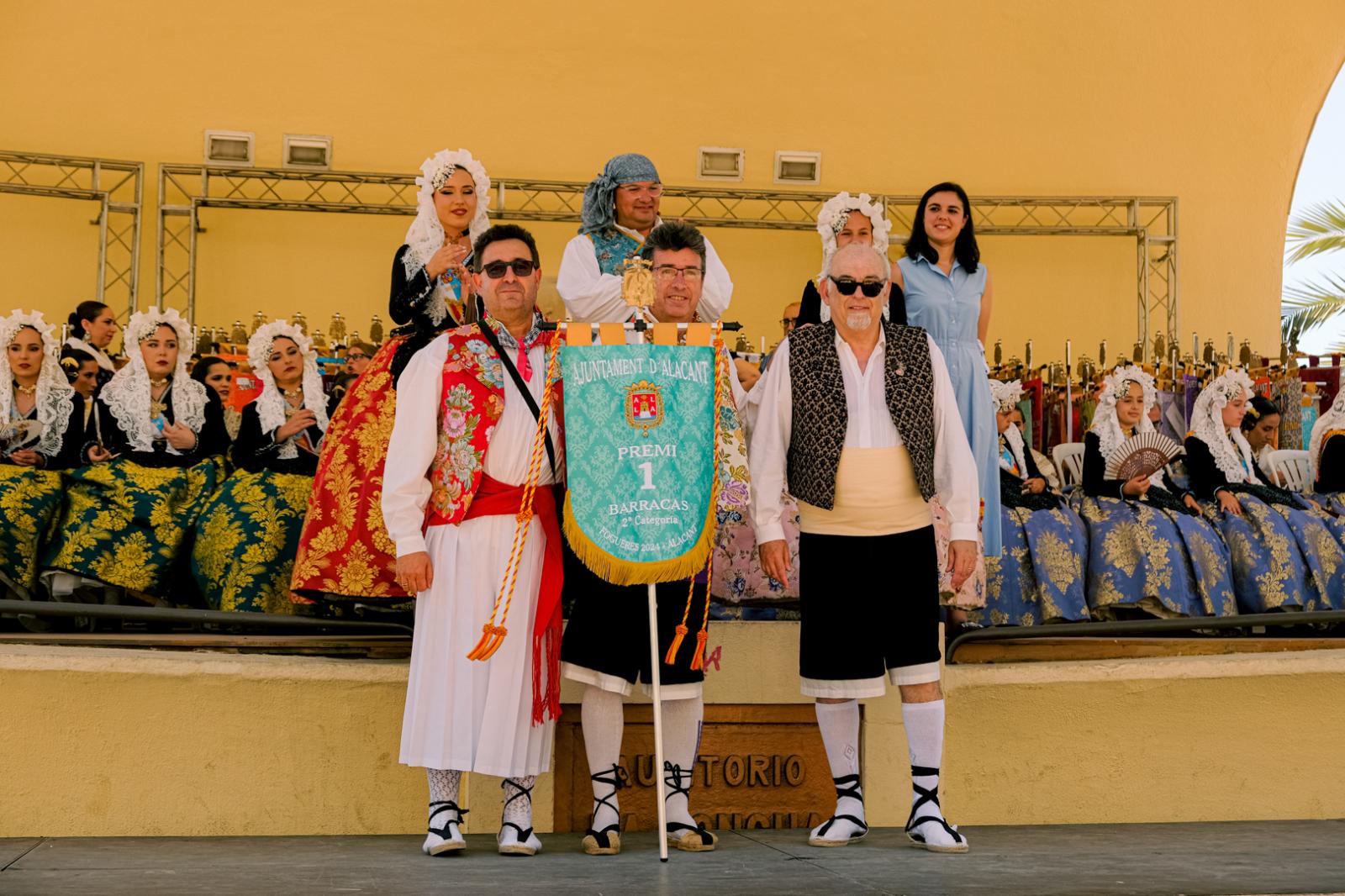 ¿Has recogido premio en las Hogueras? Búscate en las fotos (I)