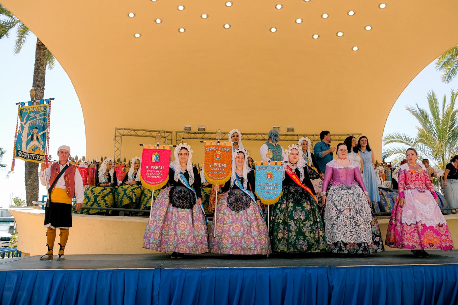 ¿Has recogido premio en las Hogueras? Búscate en las fotos (I)