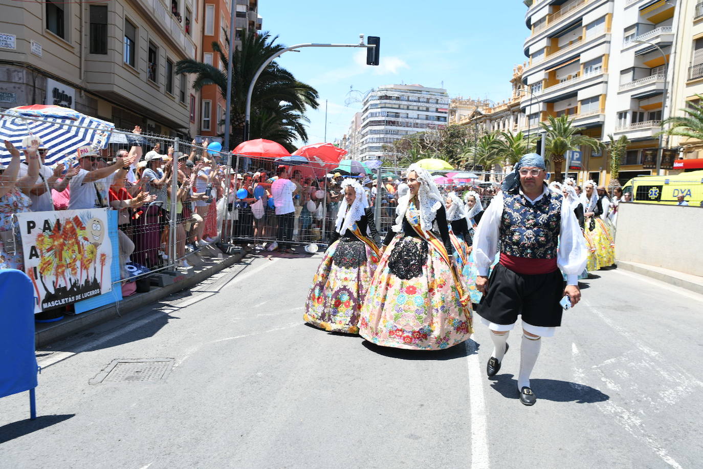 La espectácular mascletà del 23 de junio, foto a foto