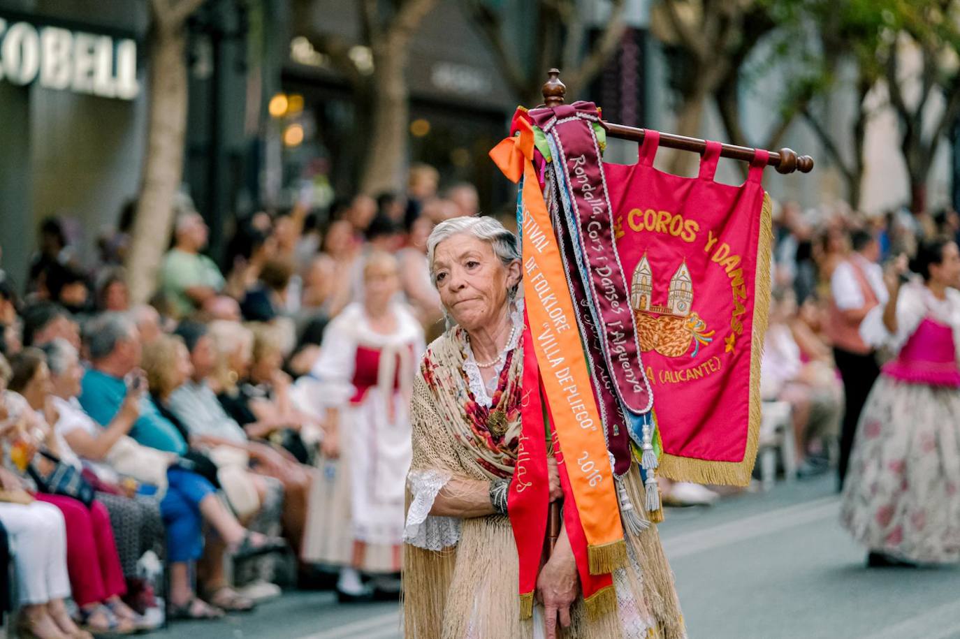 El mundo se une en torno a las Hogueras de Alicante