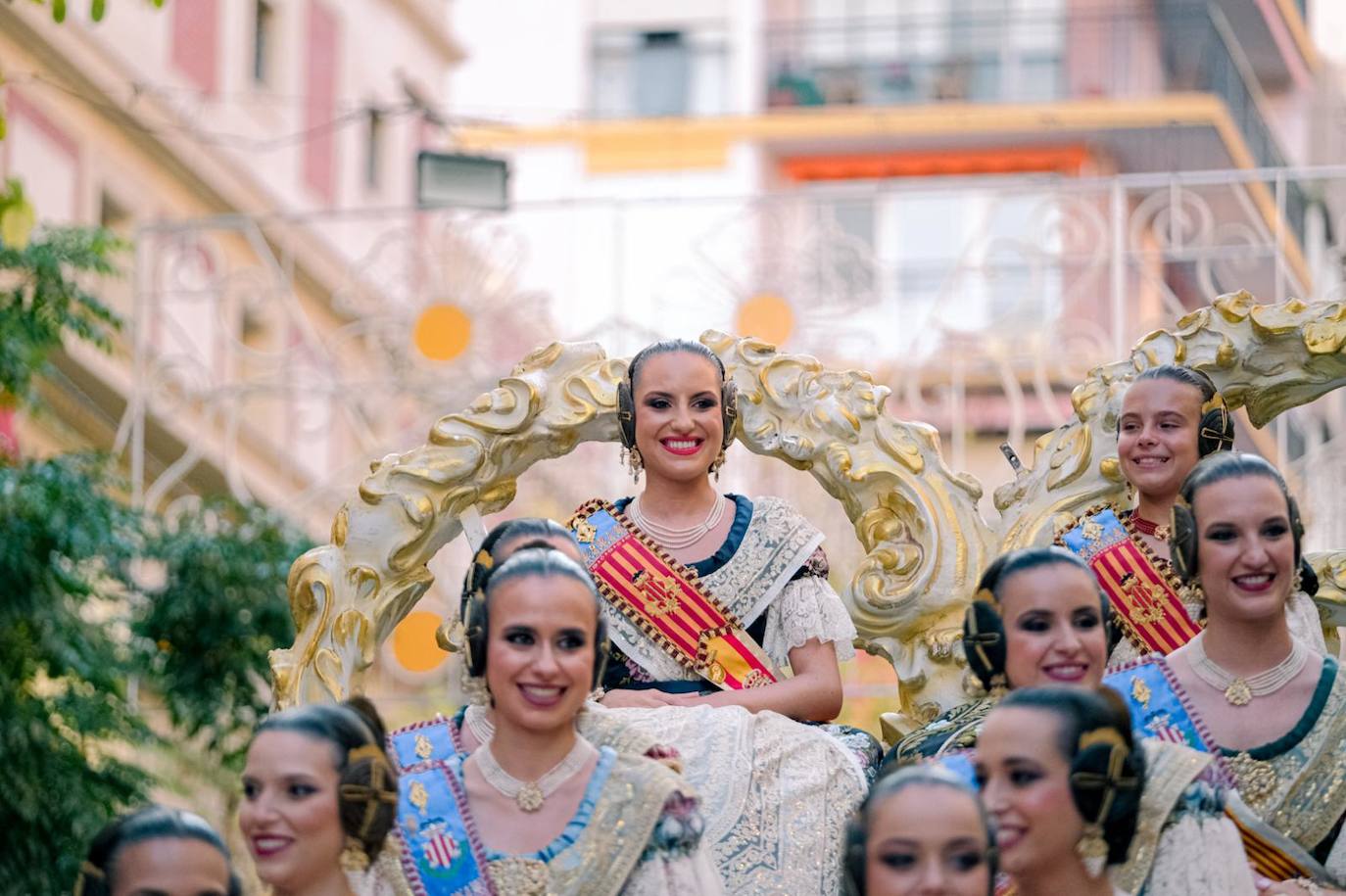 El mundo se une en torno a las Hogueras de Alicante