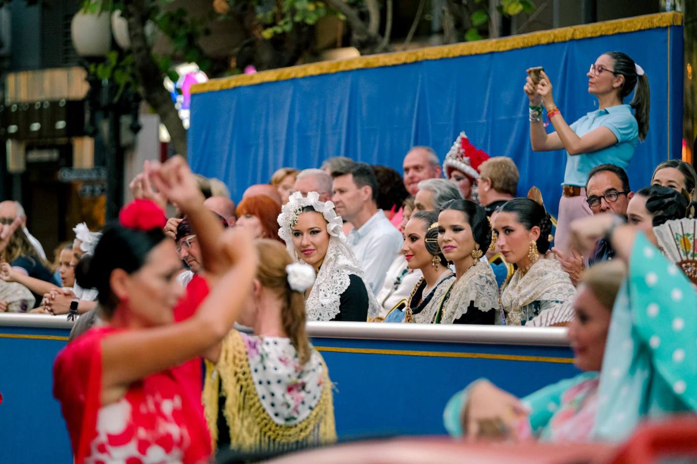 El mundo se une en torno a las Hogueras de Alicante