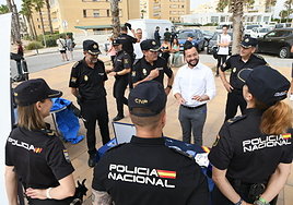 Autoridades y policías en la presentación de la 'Operación Verano 2024'.