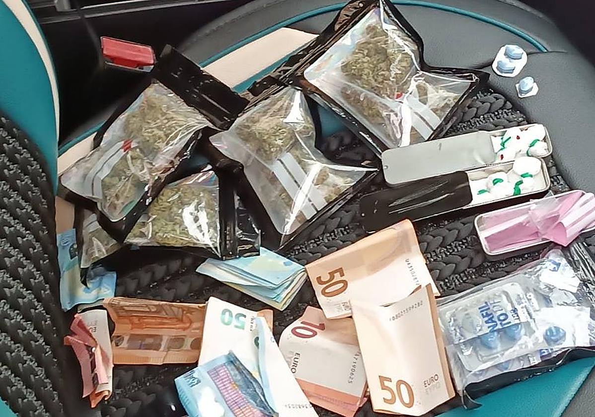 Material intervenido a los dos detenidos en Benidorm.