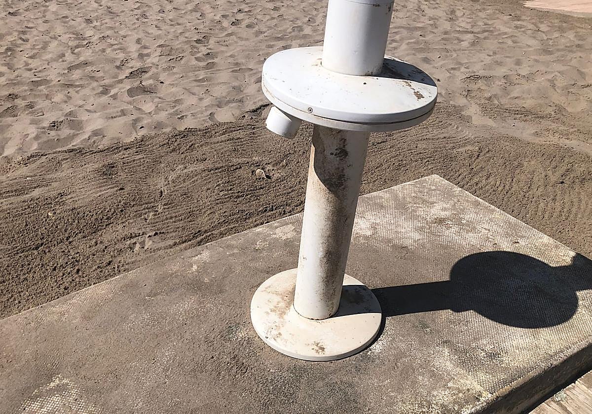 Lavapiés estropeado en la salida 23 de la playa de San Juan.