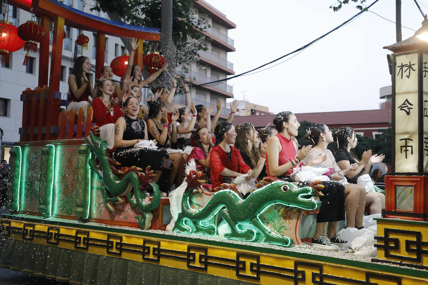 Así ha sido el desfile de Carrozas 2024 de Dénia