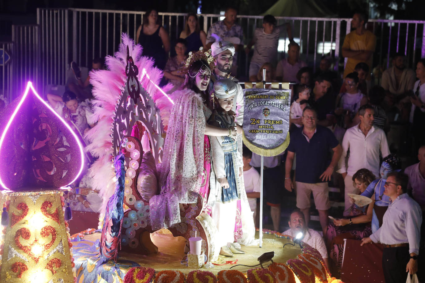 Así ha sido el desfile de Carrozas 2024 de Dénia