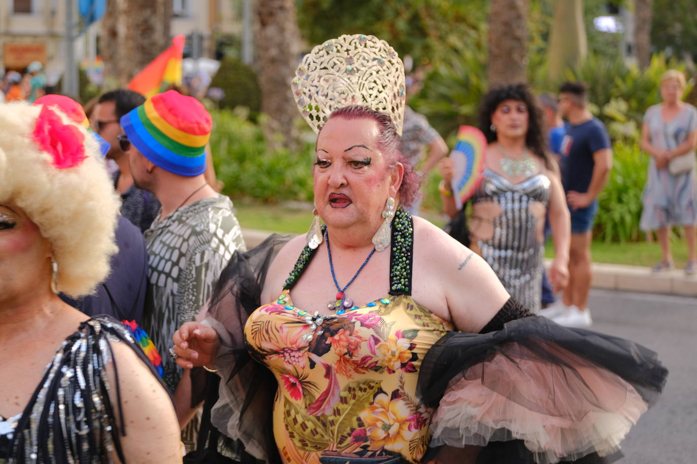 Multitudinaria manifestación del Orgullo LGTBIQ+ en Alicante