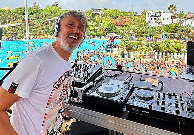 San Bernardio de Los40 en la Pool Party de Aqua Natura Benidorm.