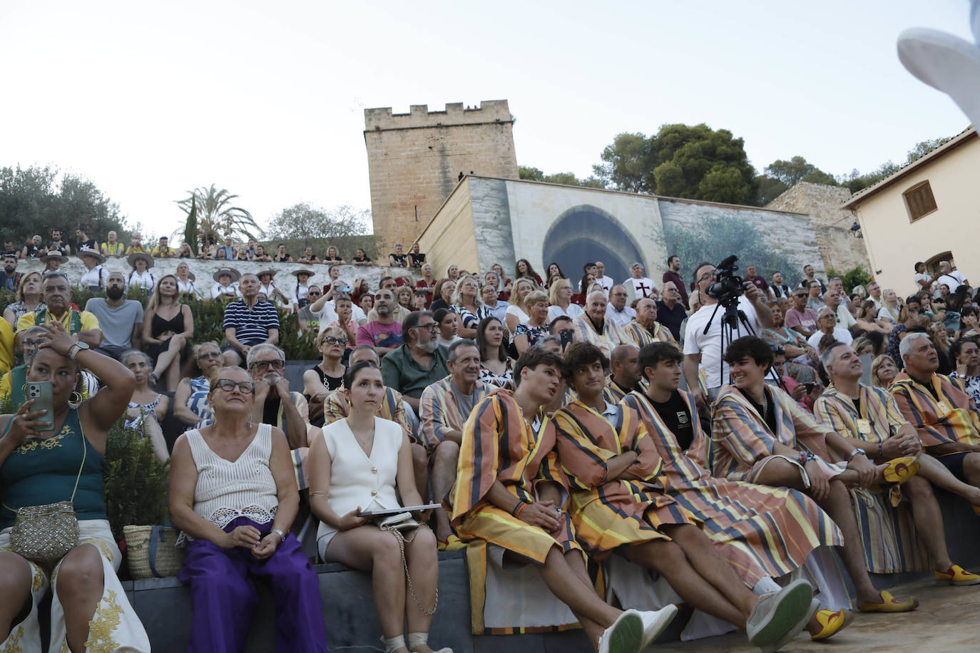 Dénia da la bienvenida a los Moros y Cristianos 2024 con el pregón