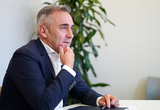 El conseller de Agricultura, Agua, Ganadería y Pesca, Miguel Barrachina.