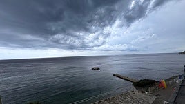 Nubes sobre la costa de Calp.