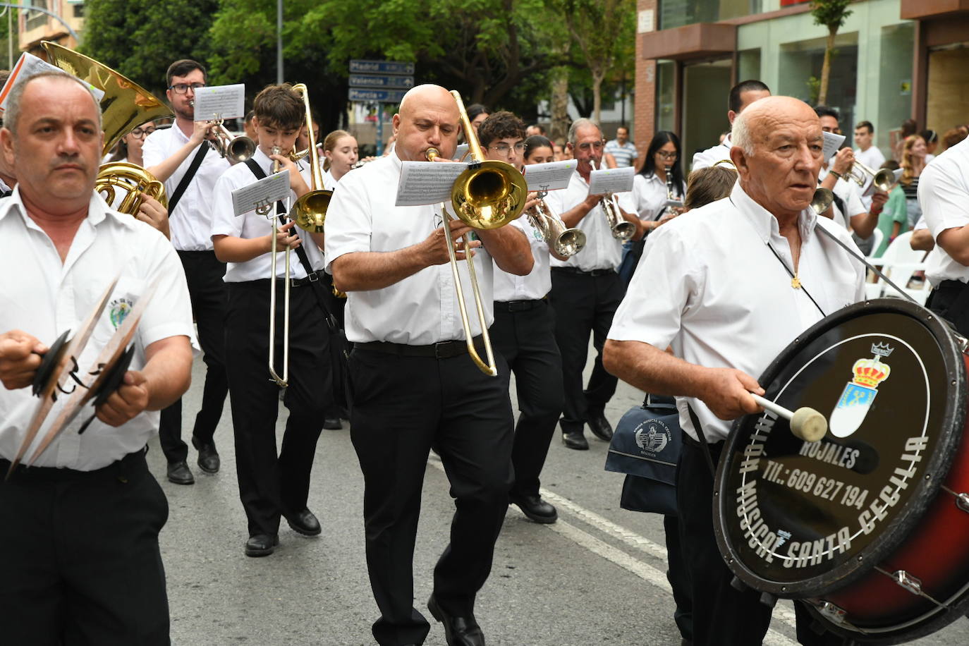 Así ha sido la Entrada de las fiestas de Moros y Cristianos de Altozano