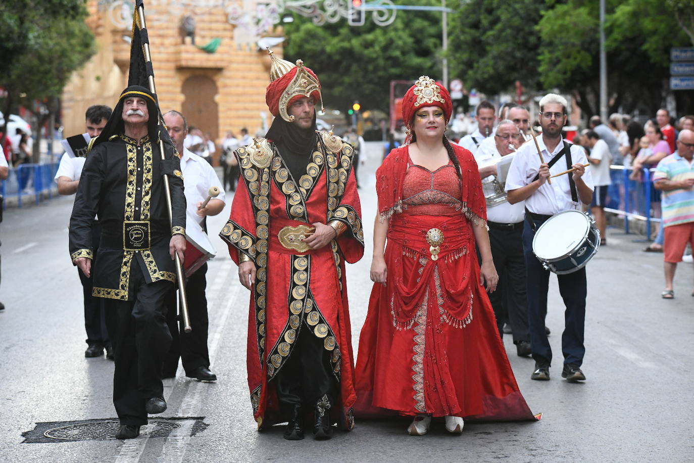 Así ha sido la Entrada de las fiestas de Moros y Cristianos de Altozano