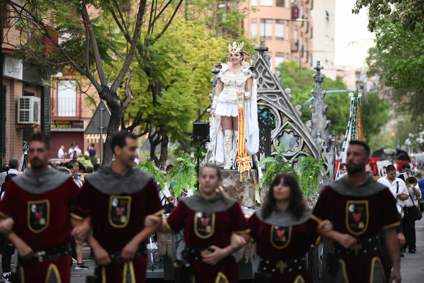Así ha sido la Entrada de las fiestas de Moros y Cristianos de Altozano