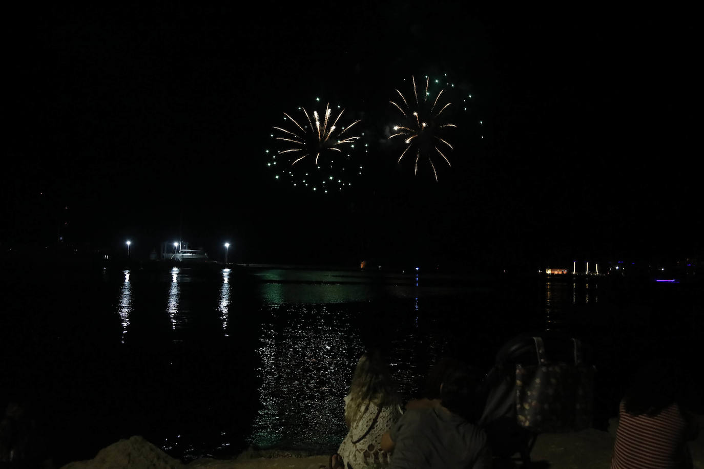 Así ha sido el Desfile de Gala y el Castillo de Fuegos de Dénia