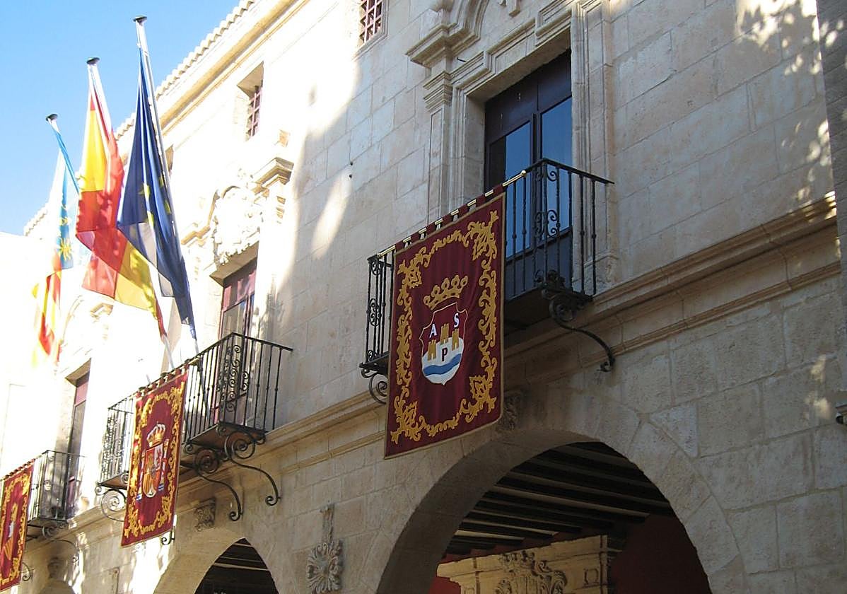 Fachada del Ayuntamiento de Aspe