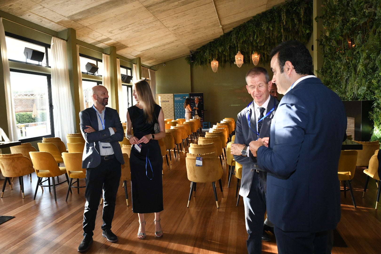 Eva Toledo, reelegida presidenta de El Círculo-Directivos de Alicante