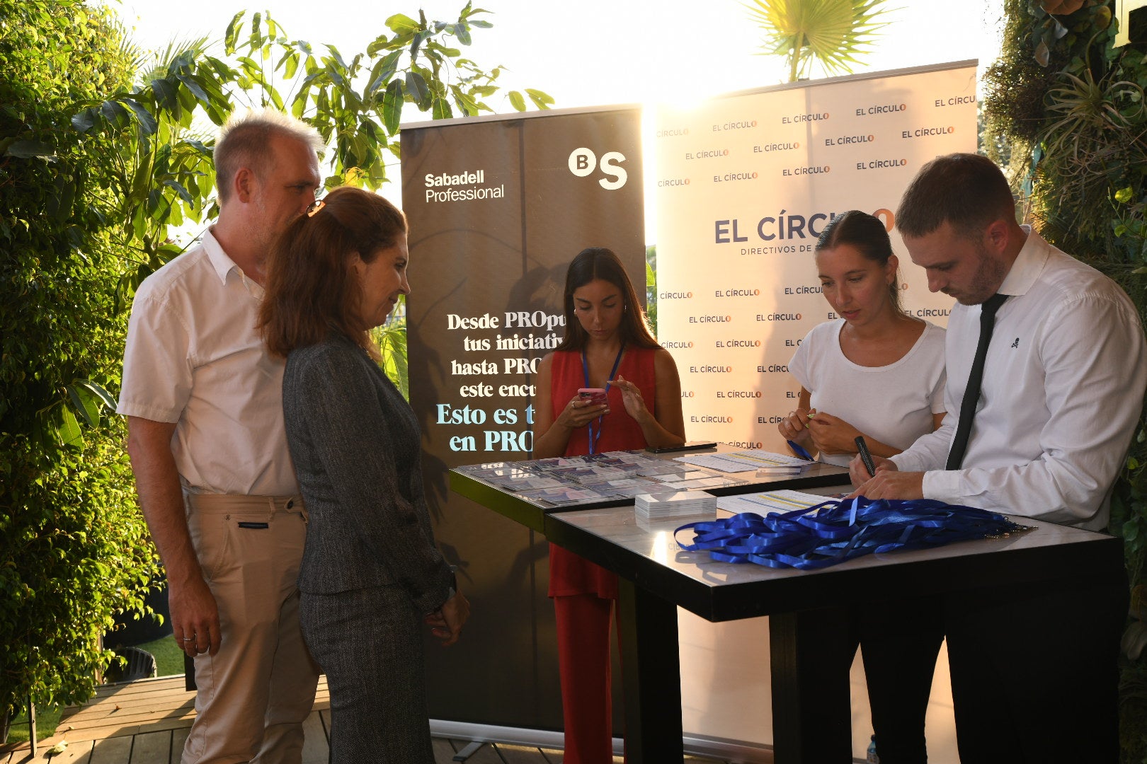 Eva Toledo, reelegida presidenta de El Círculo-Directivos de Alicante