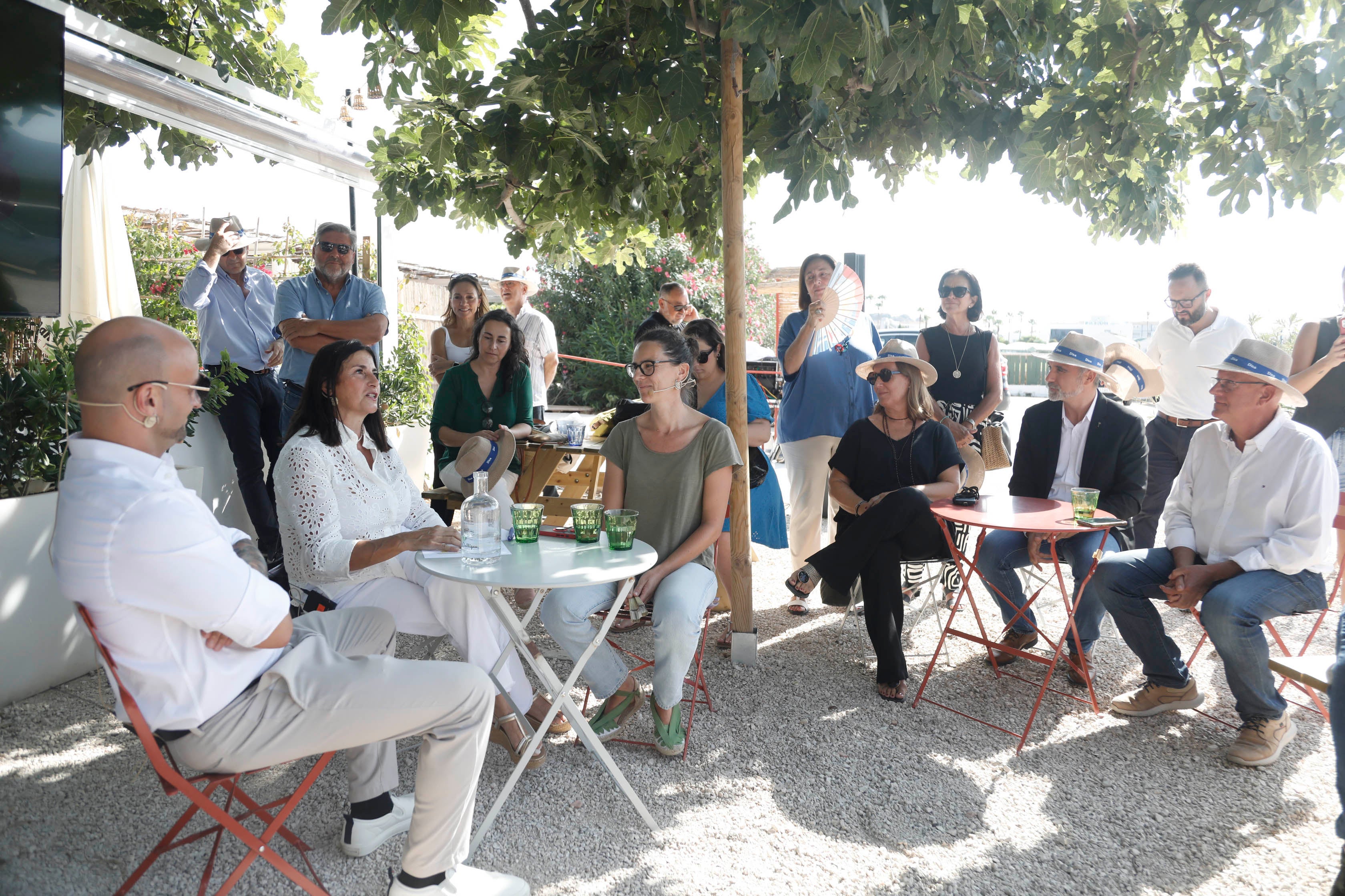 D*na Festival Dénia rinde tributo al producto de la huerta desde la orilla del mar