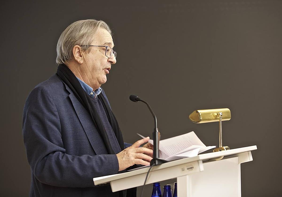 El profesor emérito de la UA, José Carlos Rovira.