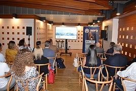 Maite Antón, presidenta de AEFA, durante el acto.