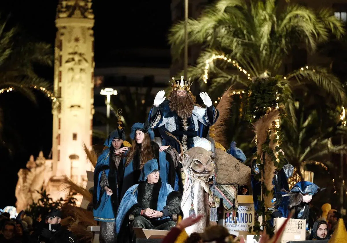 More Budget and Sweets for Alicante's Three Kings Parade