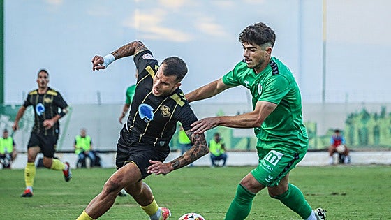 Daniel Fernández se estrena al frente del Intercity con un punto trabajado en Antequera (1-1)