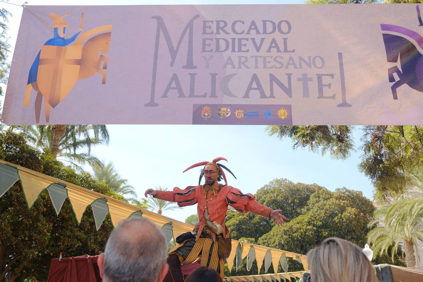 Las calles de Alicante se llenan con un sinfín de actividades