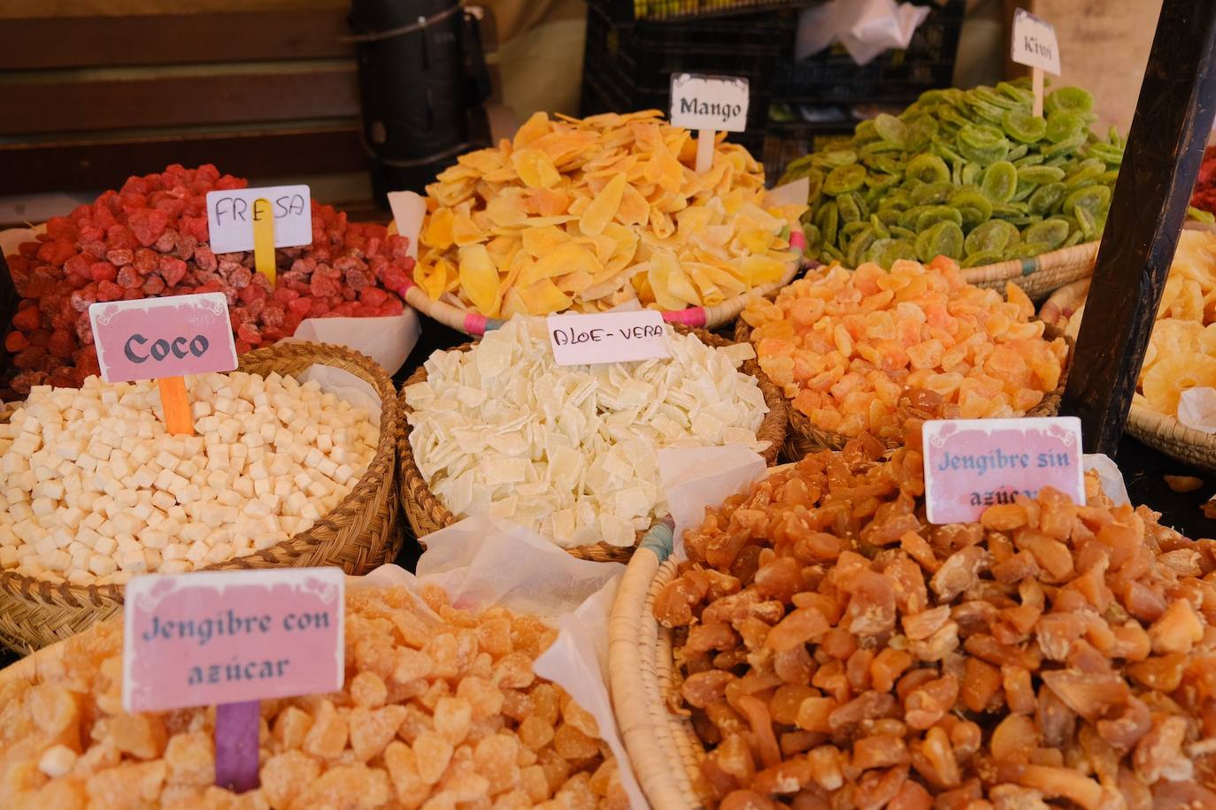 Las calles de Alicante se llenan con un sinfín de actividades