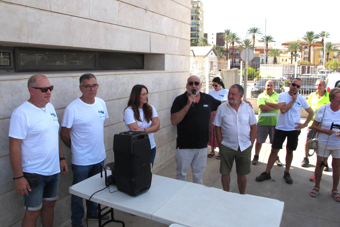 Dénia se vuelca con la limpieza de los fondos marinos