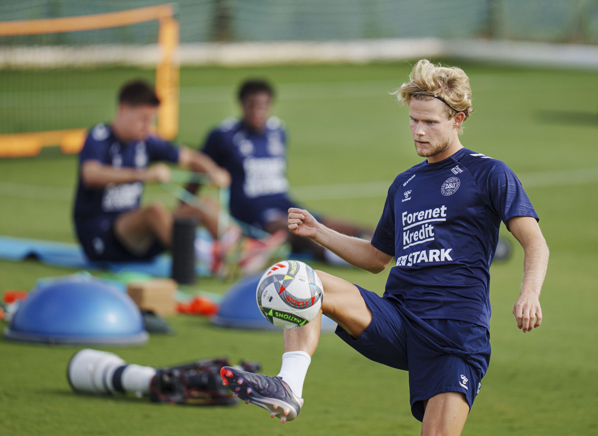 Dinamarca entrena en un pueblo de Alicante antes de enfrentarse a España