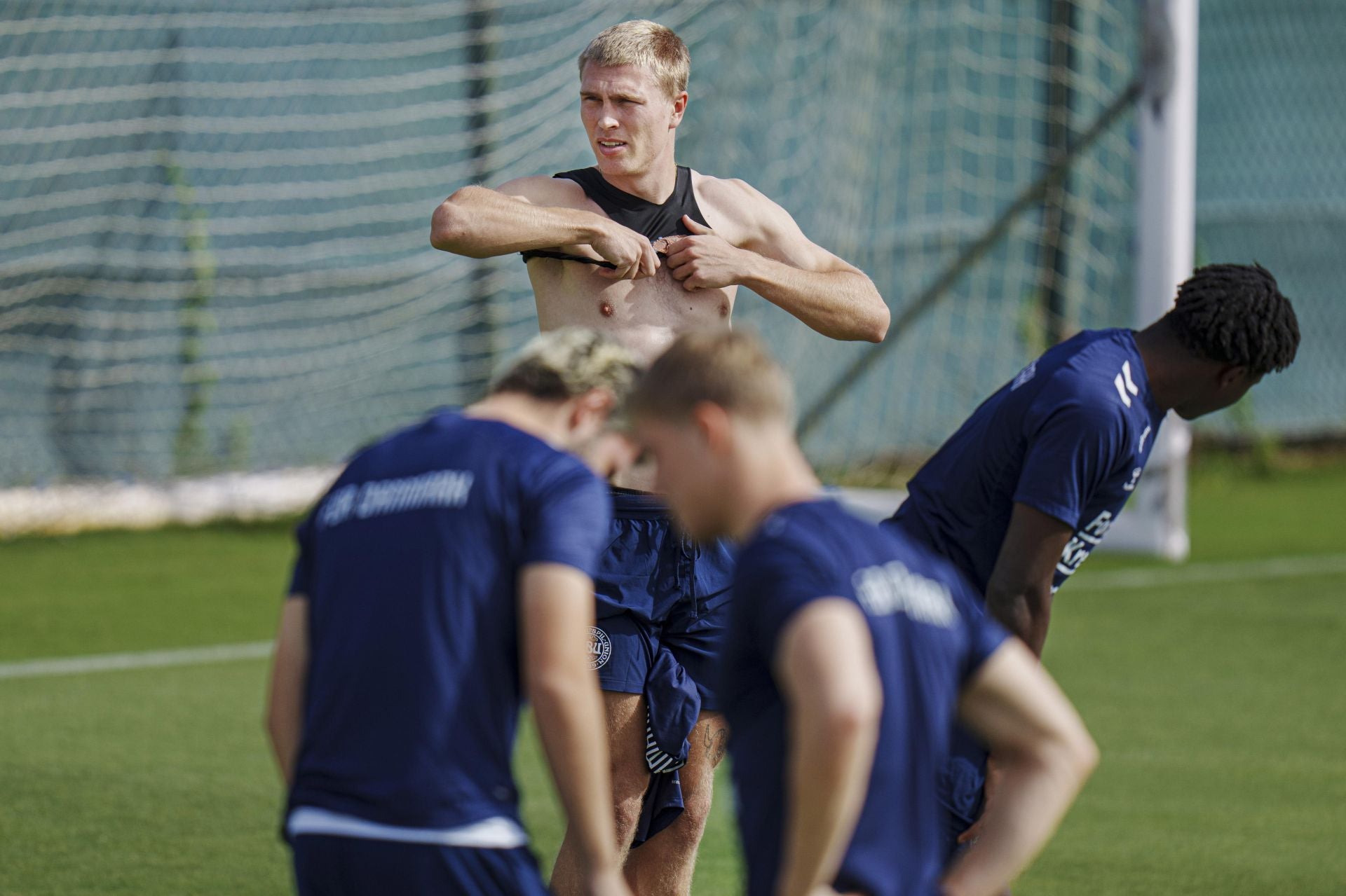 Dinamarca entrena en un pueblo de Alicante antes de enfrentarse a España