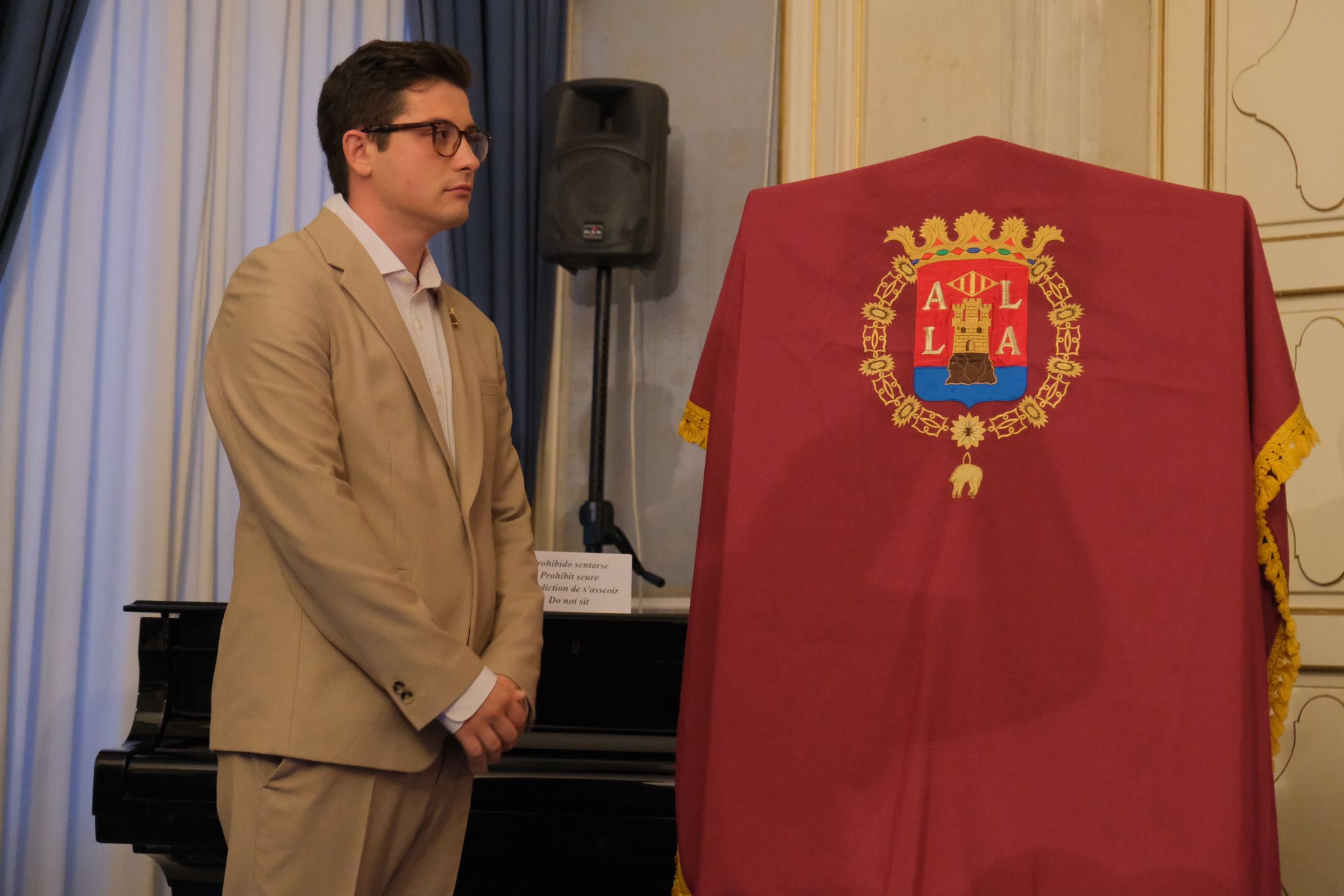 La recepción de las candidatas a reinas de la Fafba, en imágenes