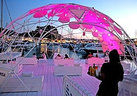 Establecimiento en la zona de ocio del puerto de Dénia..