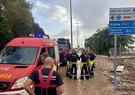 Los bomberos de Alicante, ya sobre el terreno.