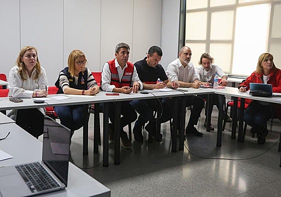 Reunión del Centro de Coordinación con los alcaldes de los municipios afectados.