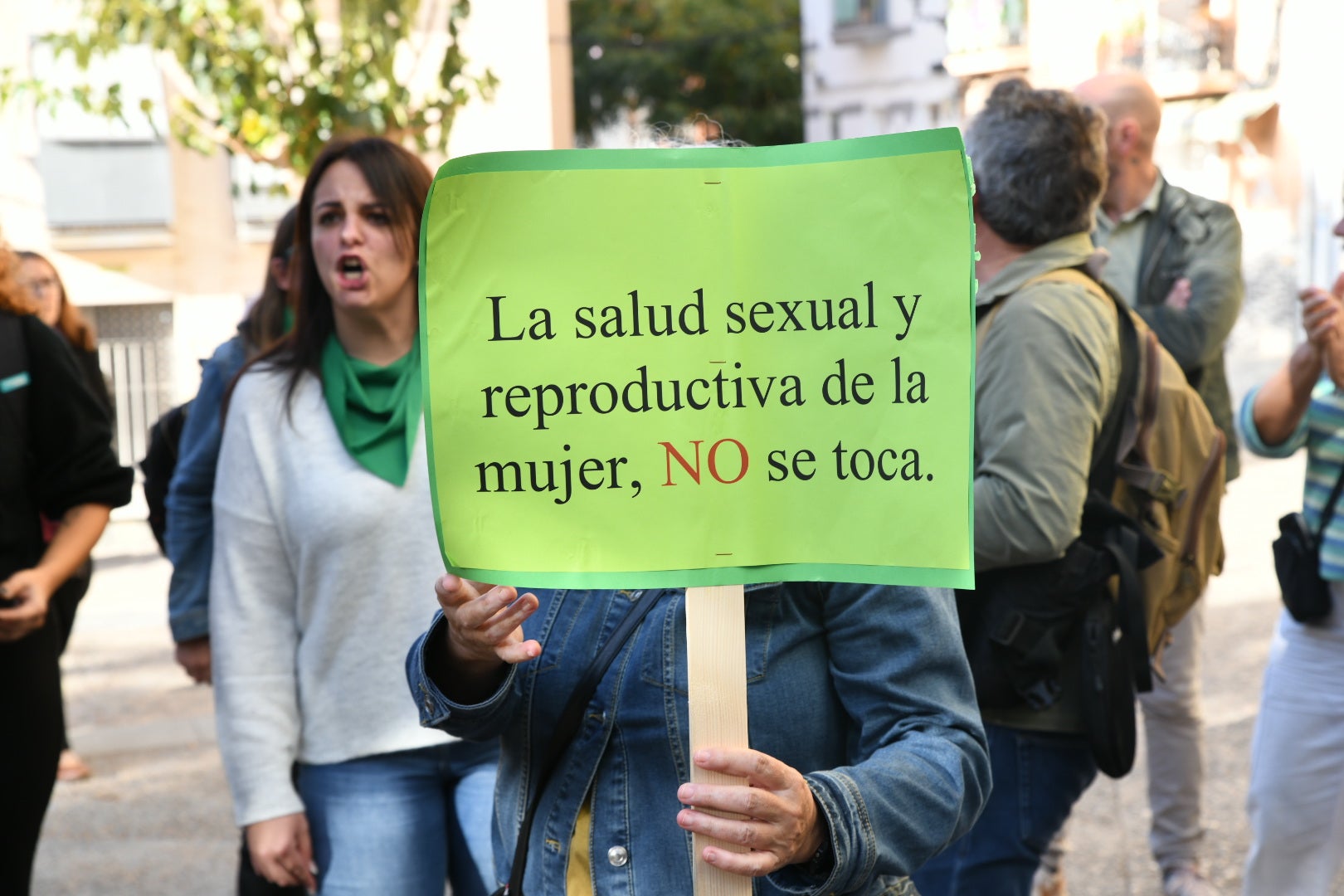 Protesta contra la oficina «antiaborto» de Alicante