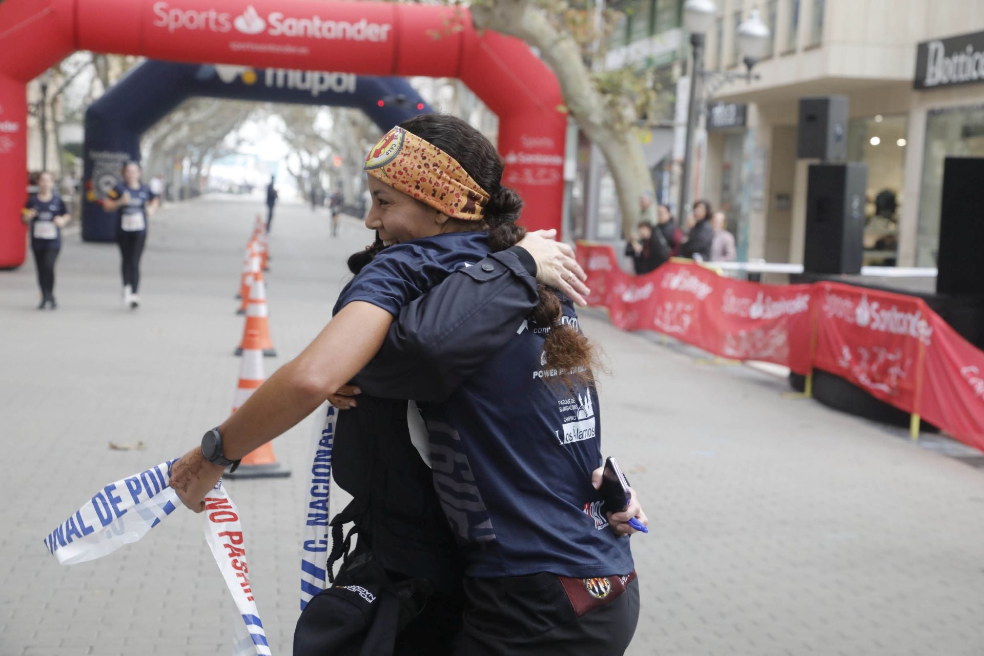 Búscate en la carrera solidaria &#039;Ruta 091&#039; organizada por la Policía Nacional de Dénia