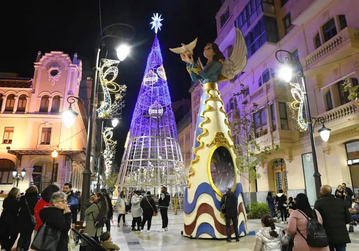 Christmas in Alicante is Celebrated in Local Shops: Games, Workshops, and  Music | TodoAlicante