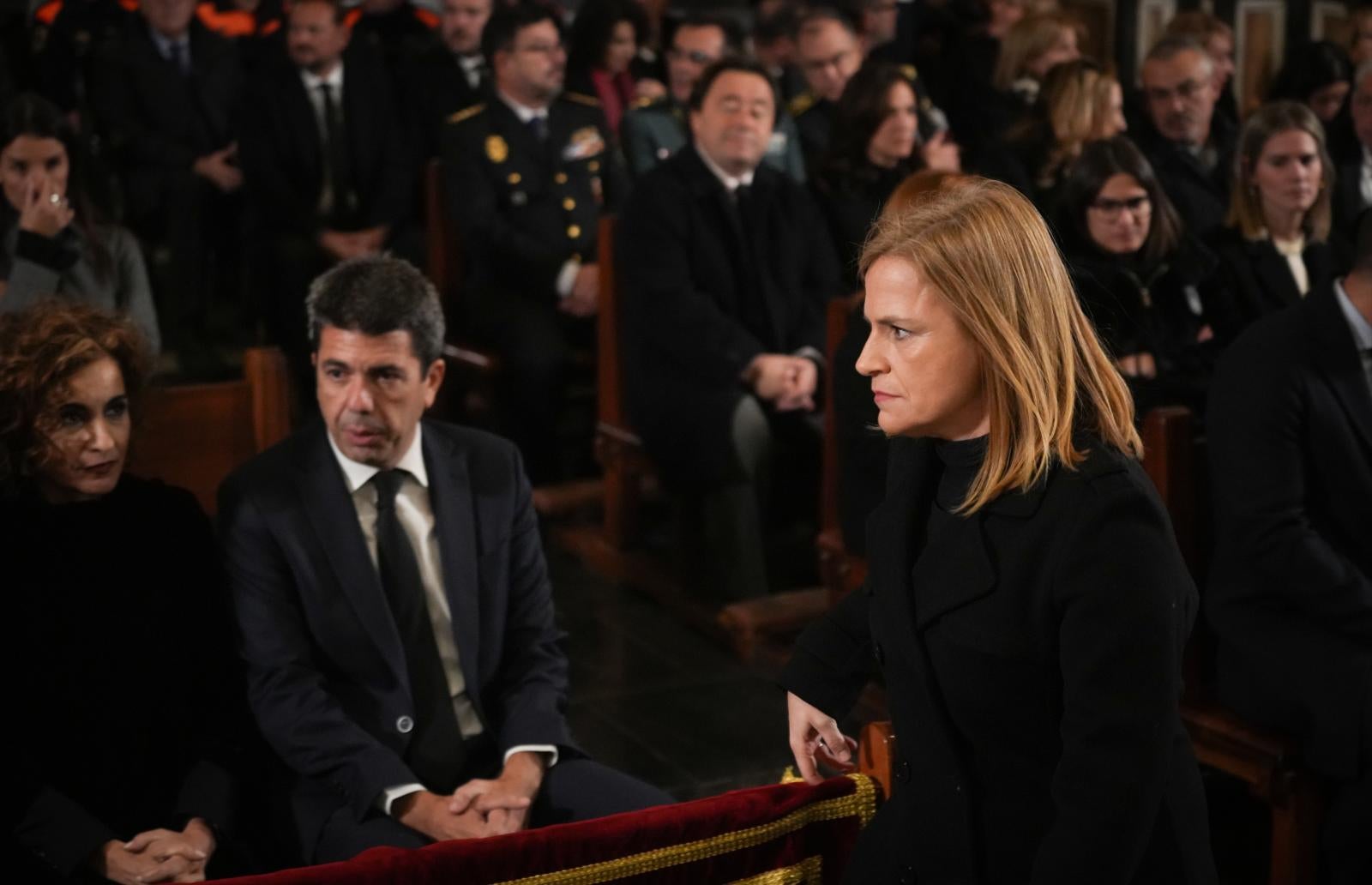 El primer funeral por las víctimas de la DANA pide unión mientras aparca el partidismo