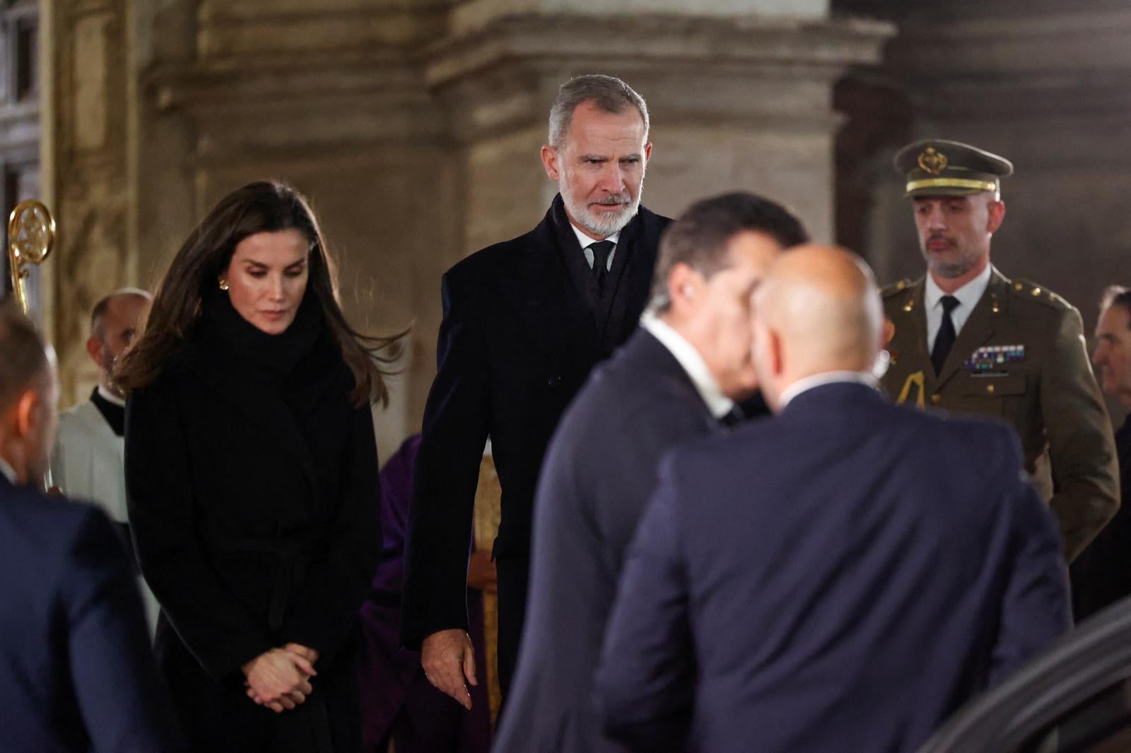 El primer funeral por las víctimas de la DANA pide unión mientras aparca el partidismo