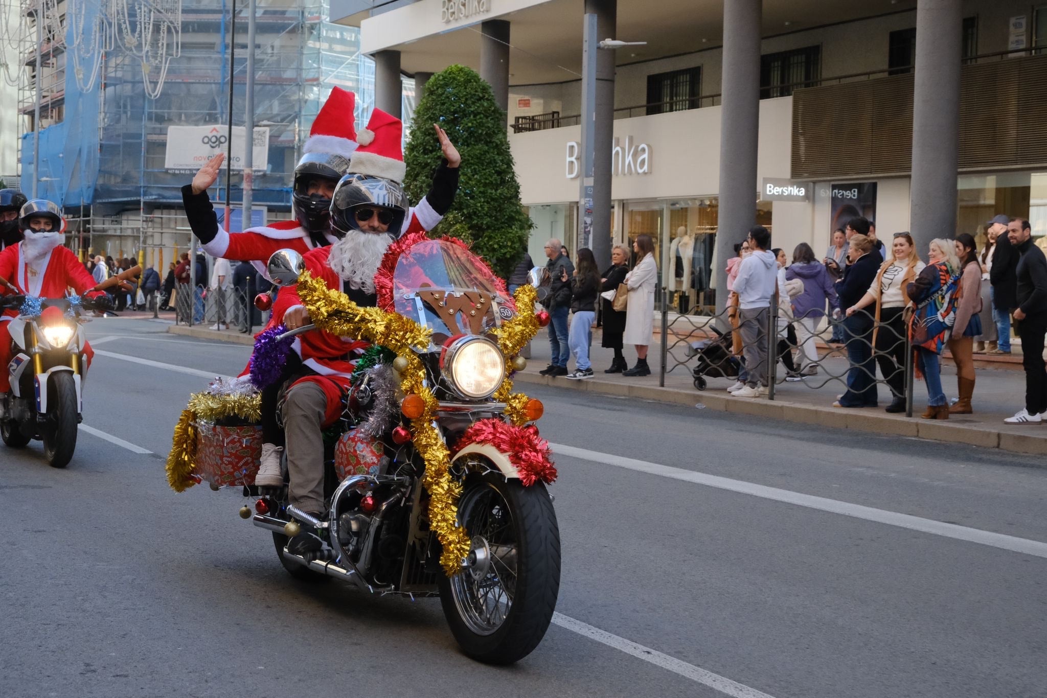 Las imágenes de la &#039;Papanoelada&#039; en Alicante
