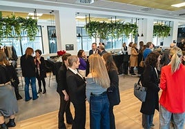 Imagen del desayuno navideño solidario a favor de Aspanion.