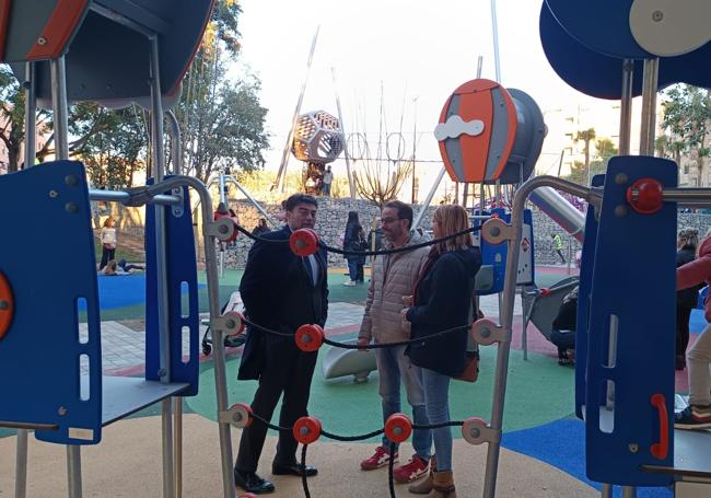 Juegos en la plaza de San Blas.