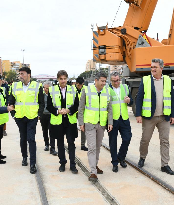 Imagen secundaria 2 - Visita obra TRAM. 