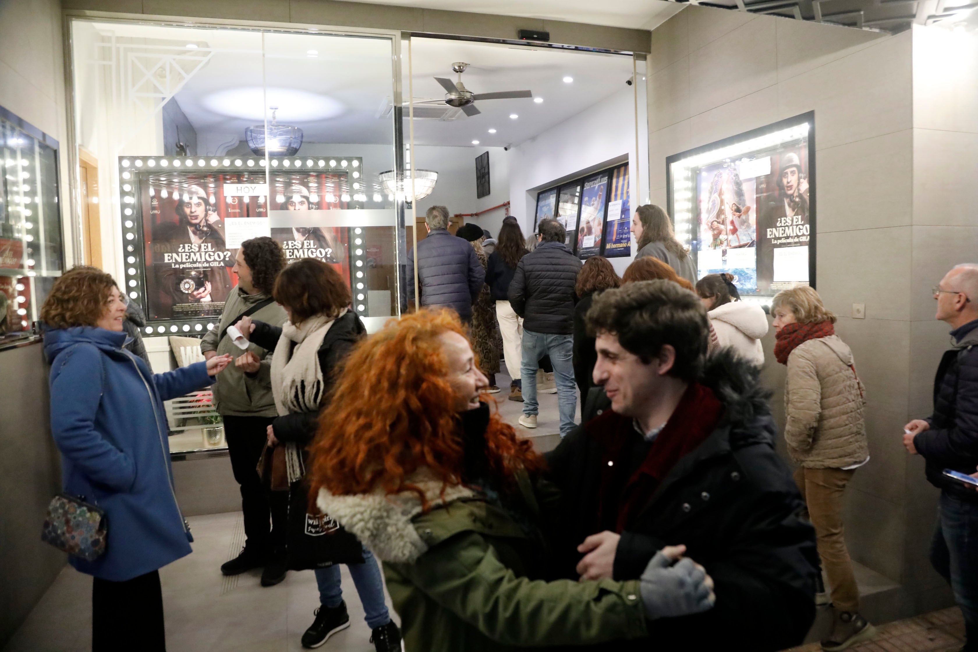 Óscar Lasarte emociona a Xábia en la presentación de &#039;¿Es el Enemigo? La película de Gila&#039;